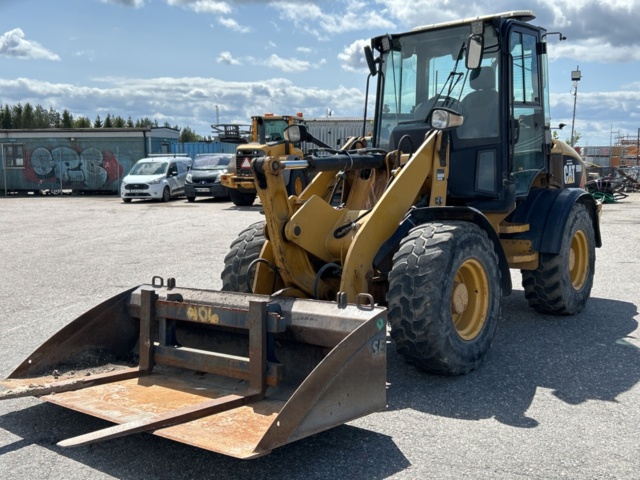 Cat 908H2 Wheel Loader with Bucket and Forks -13 - PS Auction - We ...