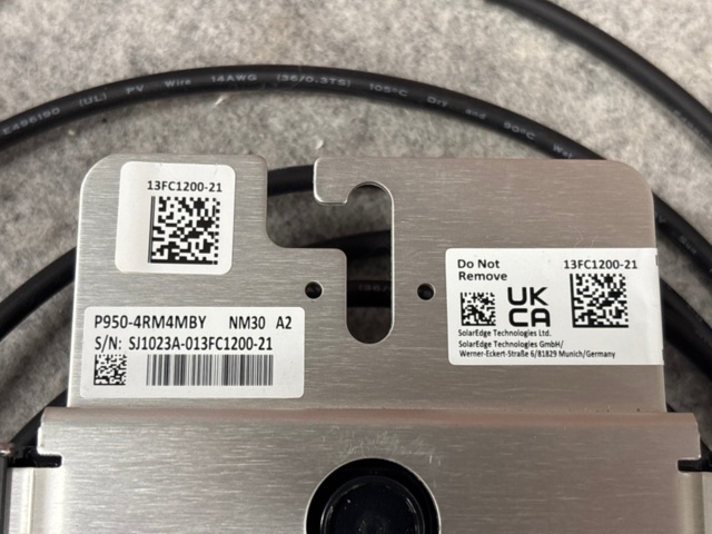 1356543-6 Power optimizers approx. 26 in different models - SolarEdge