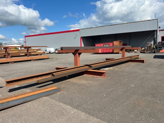1334298-4 Steel material including stand