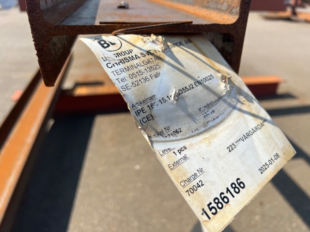 1334298-6 Steel material including stand