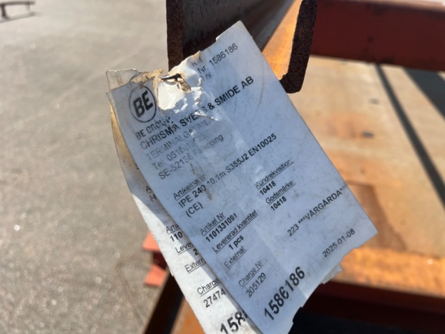 1334298-7 Steel material including stand