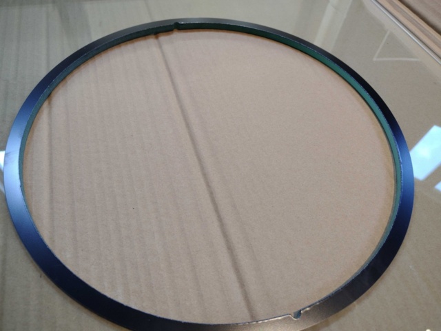 1374128-3 Glasruta, 1 st – 89,5x59,5 cm, urtag för ventilationsrör