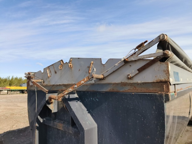 1331612-11 Asphalt slab