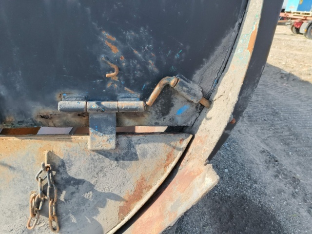 1331612-20 Asphalt slab