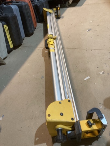 1303833-3 Saw bench - DeWalt