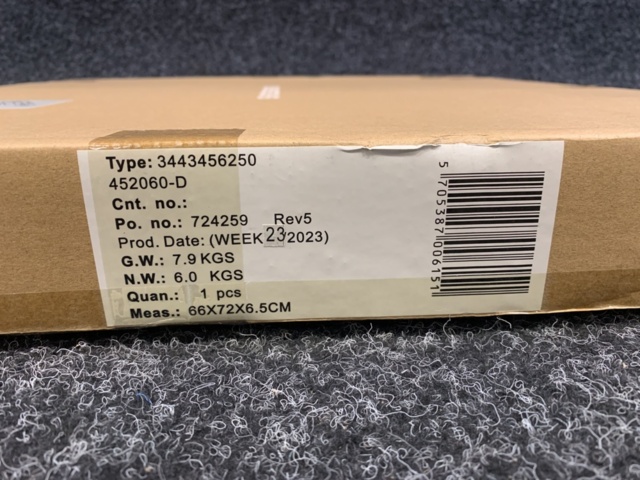 1371702-3 Spegel Svedbergs Selfie 60 Frost Dim