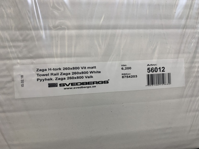 1371872-3 Towel rail Svedbergs Zaga 260x800 white matt