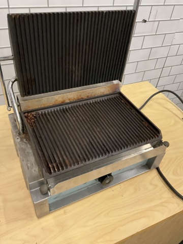 1198565-4 Clamp grill