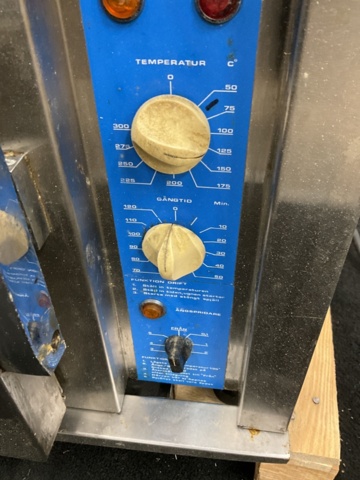 1198579-4 Liten varmluftsugn Carpo