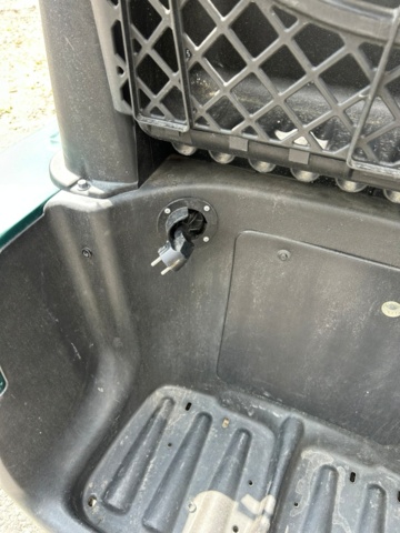 1343748-14 Golfbil Club Car Tempo 2018 med GPS och laddare