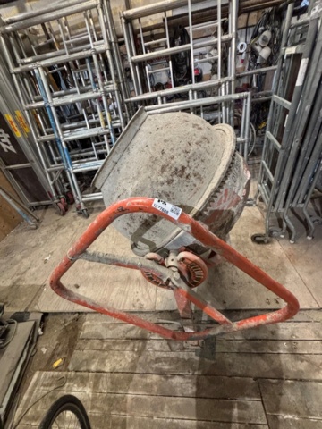 1377688-7 Cement mixer - Lescha SM 145 S