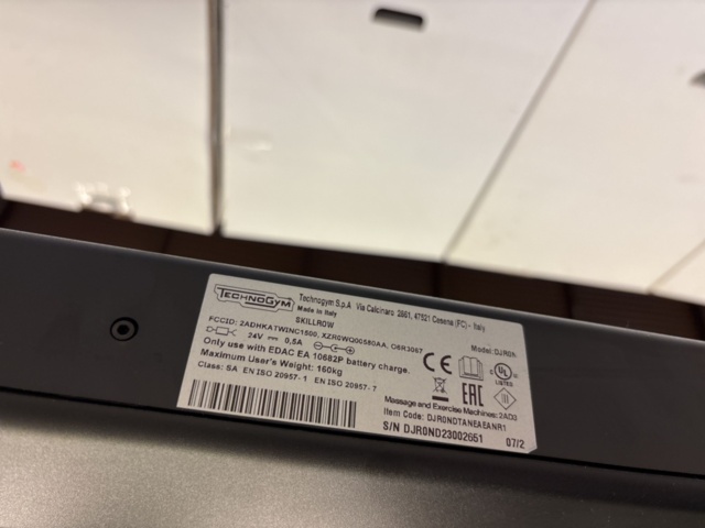 1303845-12 Rowing machine - Technogym Skillrow