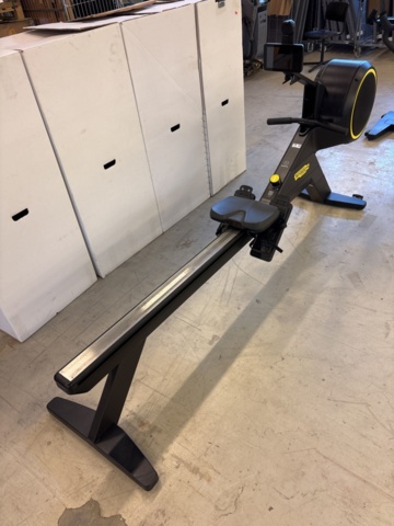1303854-2 Rowing machine - Technogym Skillrow