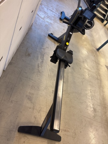 1303854-3 Rowing machine - Technogym Skillrow