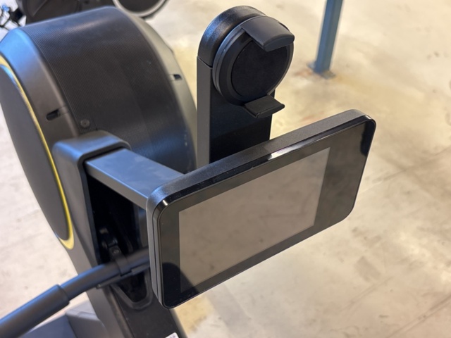 1303854-8 Rowing machine - Technogym Skillrow