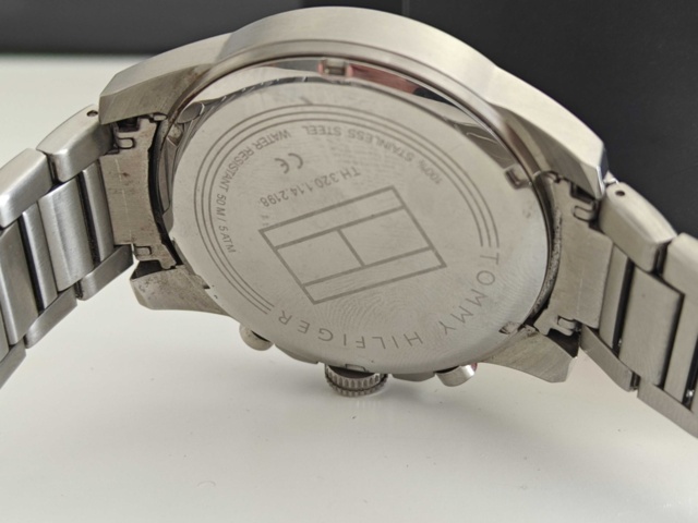 888290-5 Tommy Hilfiger wristwatch