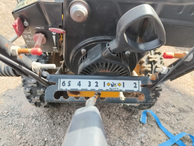 1331638-8 Snowblower Stiga