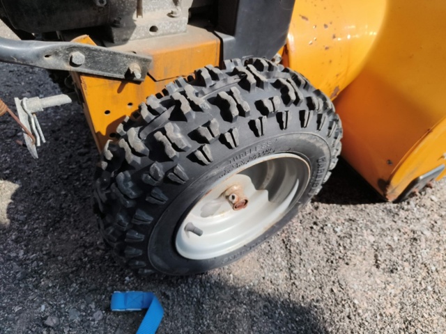 1331638-9 Snowblower Stiga