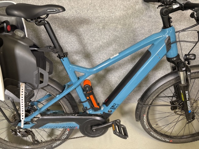 1303857-11 Electric bike, Mustache Hybrid Xroad 2