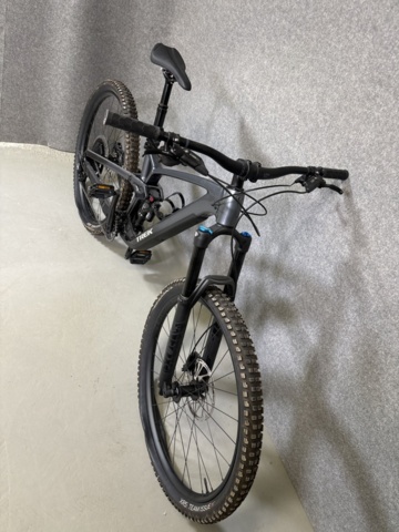 1303858-3 MTB, Trek Fuel EX 8