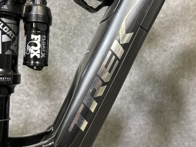 1303858-13 MTB, Trek Fuel EX 8
