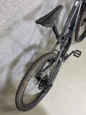 1303858-19 MTB, Trek Fuel EX 8