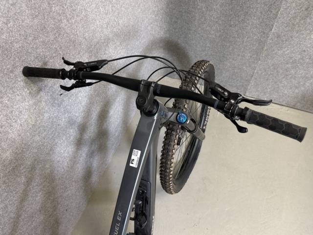1303858-31 MTB, Trek Fuel EX 8