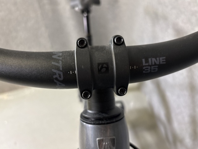 1303858-30 MTB, Trek Fuel EX 8