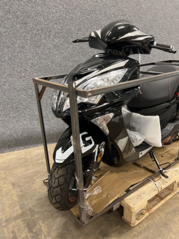 1379947-8 Elmoped - 2000W
