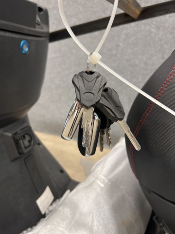 1379947-11 Elmoped - 2000W