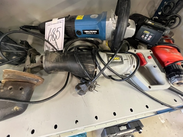 1364685-5 Trading machines