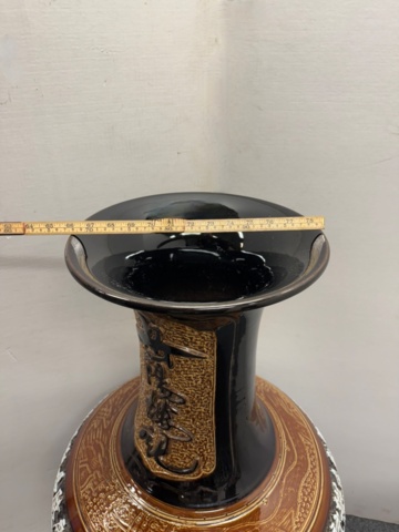 1176412-7 2 large Chinese urns, height approx. 150 cm