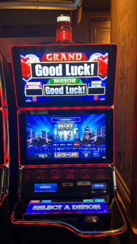 1380657-10 8 × Spelautomater WMS Twinstar – Lock it link-serien (2017)