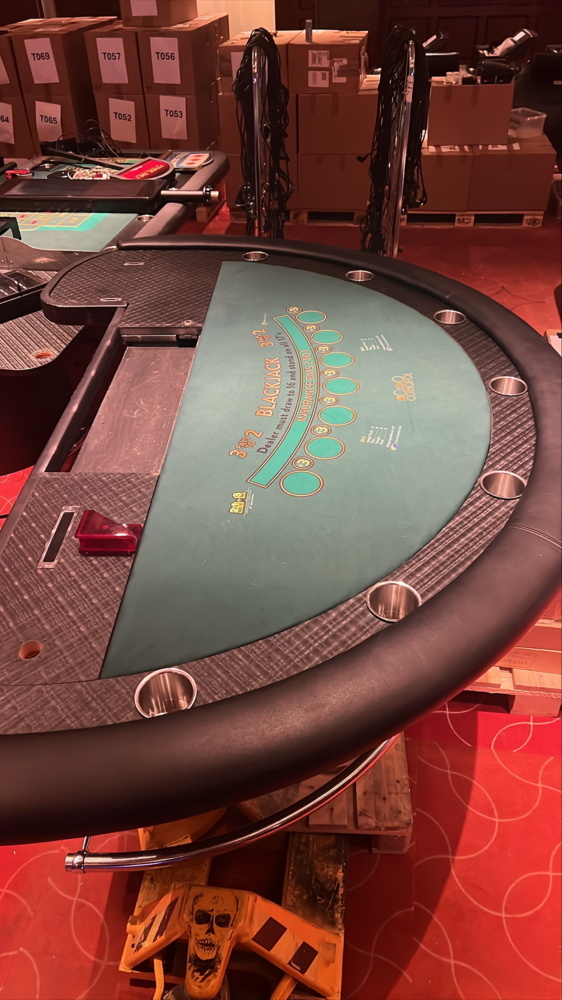 1380387-1 Blackjackbord, 225 × 155 cm