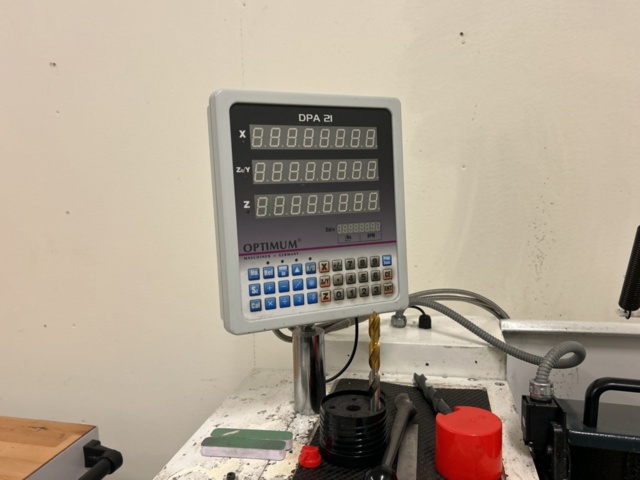 1360980-4 Svarv med verktygsvagn och tillbehör - Optimum TH 3309D -2022