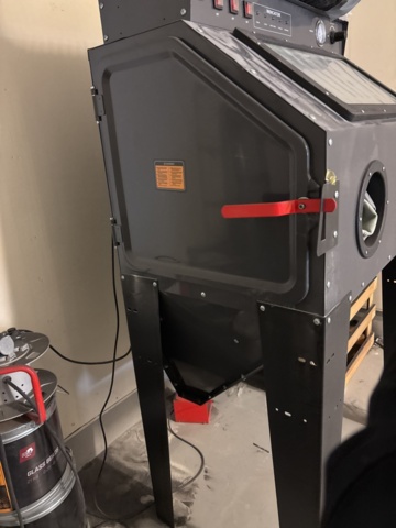 1360993-11 Blästerskåp med utsug och utrustning - PELA Tools