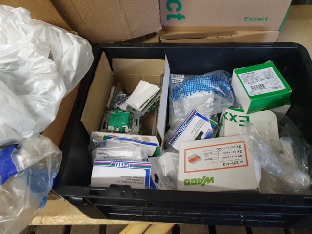 1381170-8 Large amount of different electrical installation materials