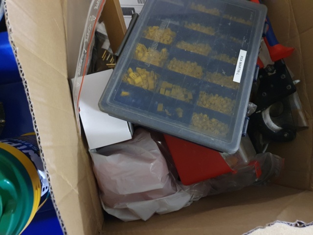 1381171-8 Large variety of tools in bags and electrical installation materials