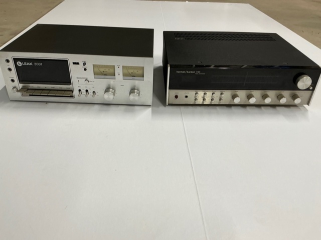 1376362-6 Car radio, stereo power amplifier, speakers older models + Harman Kardon