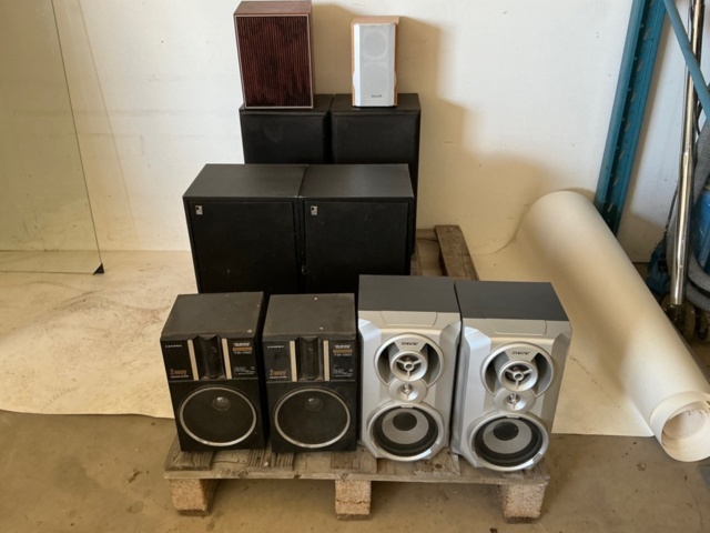 1376362-8 Car radio, stereo power amplifier, speakers older models + Harman Kardon