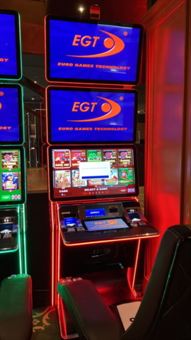 1380736-1 Slot machine EGT G32/32 VIP – Red general (2023) + VIP chair