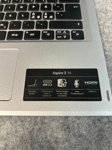 1367393-7 2 laptops, 1 mobile phone, - Cepter, Asus and Samsung Galaxy S10e