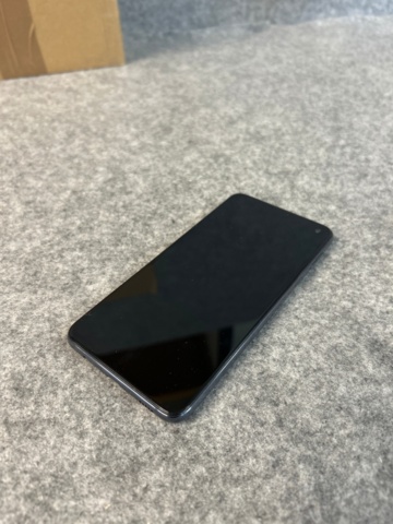 1367393-11 2 laptops, 1 mobile phone, - Cepter, Asus and Samsung Galaxy S10e