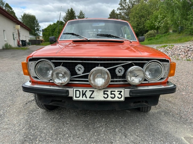 1382041-2 Volvo 142 2.0 Manual, 82hp, 1973