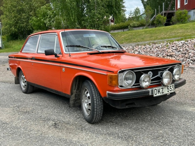 1382041-3 Volvo 142 2.0 Manual, 82hp, 1973