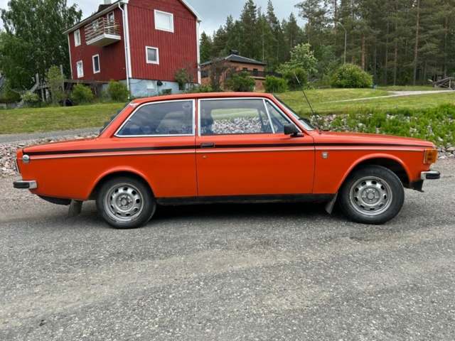 1382041-4 Volvo 142 2.0 Manual, 82hp, 1973