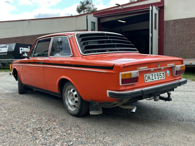 1382041-7 Volvo 142 2.0 Manual, 82hp, 1973