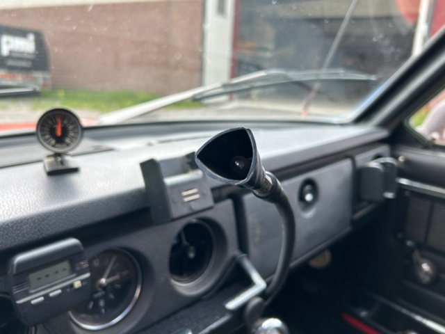 1382041-38 Volvo 142 2.0 Manual, 82hp, 1973