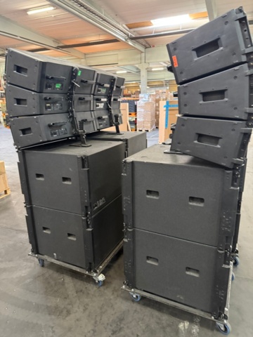 Line array-högtalare SM20 ink. case Bose 2 styck - Auktioner online ...