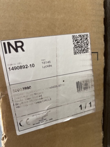 1371414-2 Shower screen INR Linc Niagara